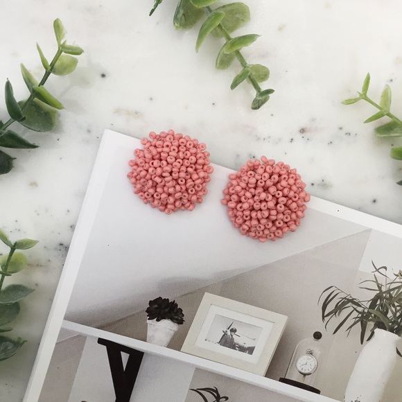 🆑 "Clémence" Earrings || Rose Pink Beaded - Picture 2 of 11